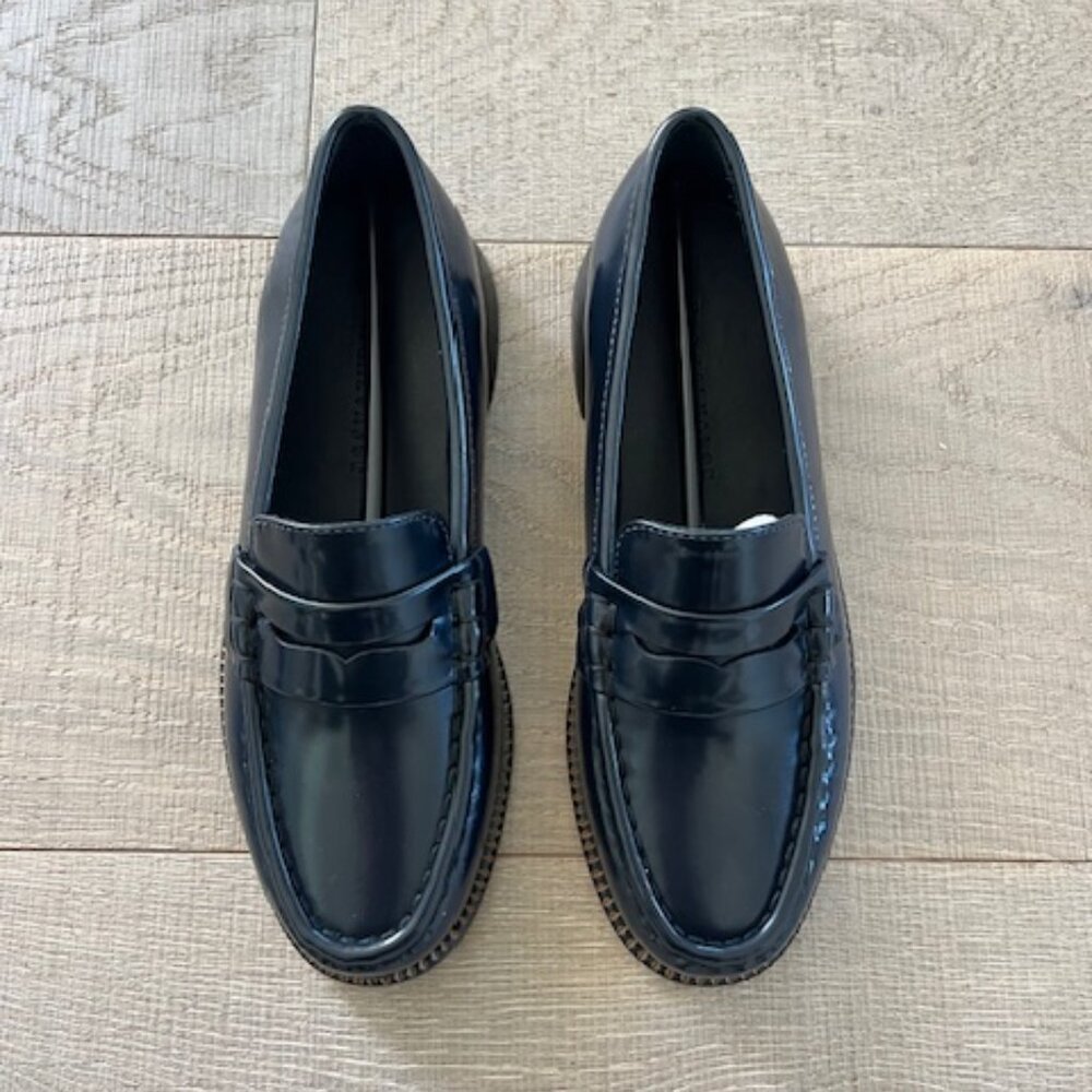 Freda Salvador Elba Loafer in Dark Navy